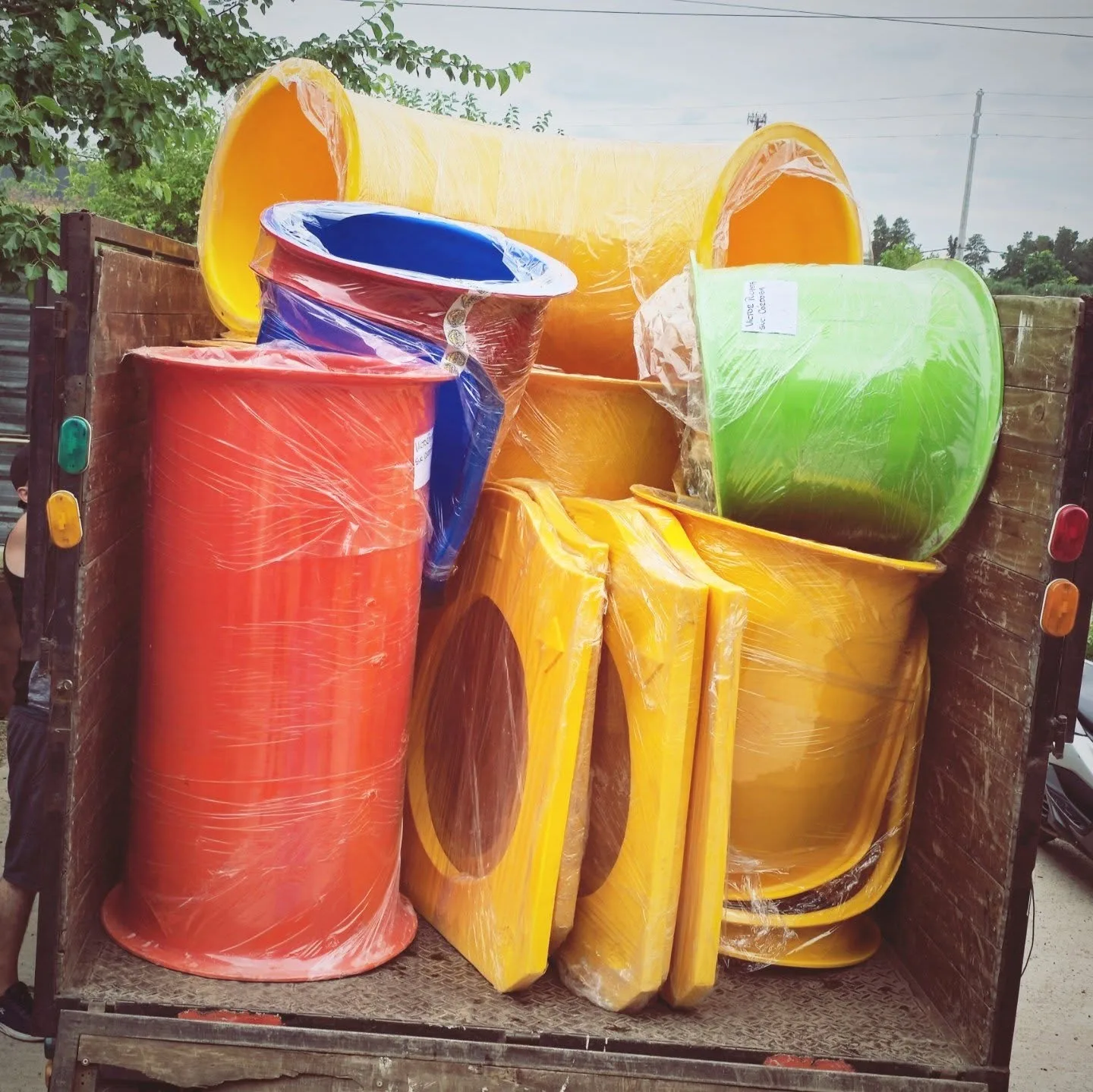 piezas plasticas para toboganes y juegos de plaza
