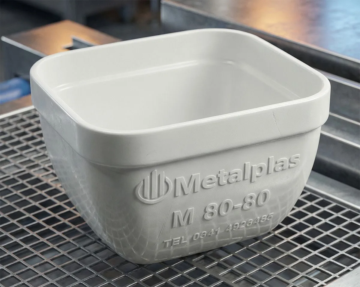 cangilones plasticos inyectados extra reforzados para elevadores de granos de cadenas metalplas