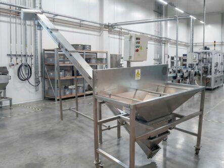 triturador de cascara de huevo fabricado por ingeniero galimberti y cia para la industria avicola