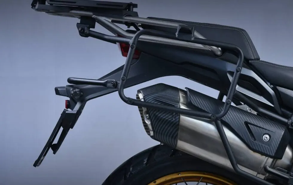 Accesorios para la Voge DSX 525: equipamiento ideal para viajes y rutas largas. Fotografía editorial relacionada con accesorios Voge DSX 525. publicada en Noticias Web