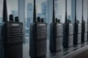El handy YEDRO YC-188V LITE refuerza la comunicación operativa en entornos laborales. Imagen destacada sobre handy YEDRO YC-188V LITE. publicada en Noticias Web