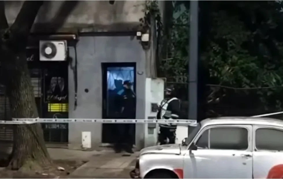 Incendio en Coghlan: murió un hombre y dos personas siguen graves. Imagen destacada sobre incendio en Coghlan. publicada en Noticias Web