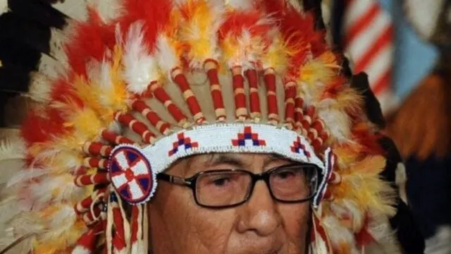 Joseph Medicine Crow: el soldado crow que robó caballos a los nazis. Imagen destacada sobre Joseph Medicine Crow. publicada en Noticias Web