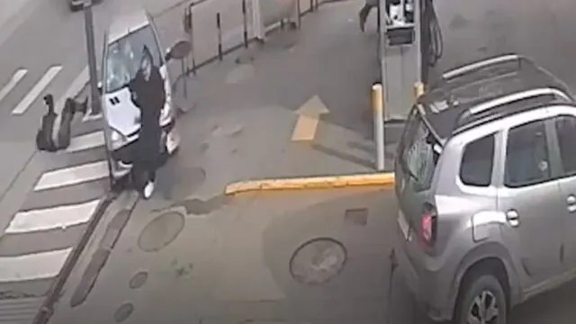 Mar del Plata: inhabilitación de por vida para una conductora con licencia falsa. Fotografía editorial relacionada con inhabilitación licencia falsa Mar del Plata. publicada en Not