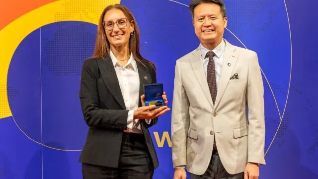 Científica argentina gana un premio de la ONU por transformar cultivos. Fotografía editorial relacionada con Científica argentina gana premio ONU. publicada en Noticias Web