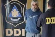 Detuvieron en Florencio Varela a un prófugo buscado desde 2009. Fotografía editorial relacionada con detención del prófugo en Florencio Varela. publicada en Noticias Web