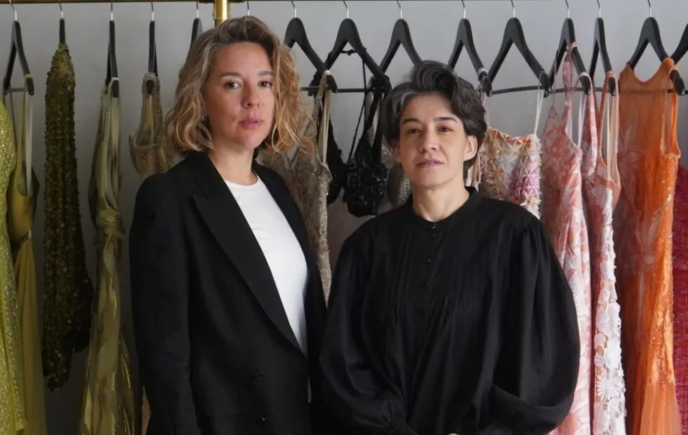 Emm & Val: la alta costura argentina que une tradición y diseño contemporáneo. Imagen destacada sobre alta costura argentina. publicada en Noticias Web