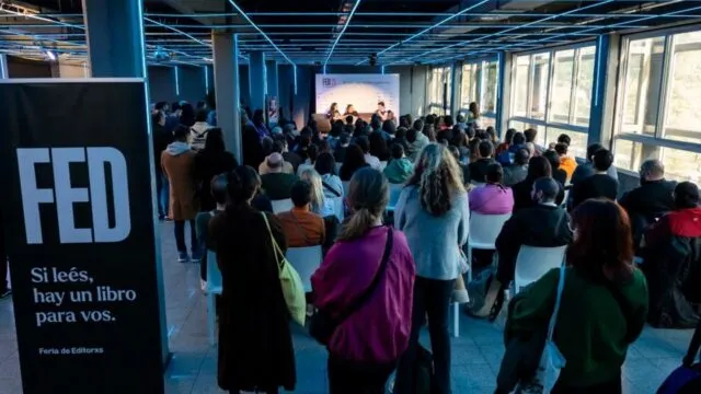 Feria de Editores en Chacarita: guía para organizar la visita. Fotografía editorial relacionada con Feria de Editores Chacarita. publicada en Noticias Web