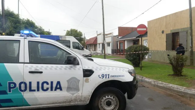 Mar del Plata: murió un adolescente tras un tiroteo por una camioneta. Imagen destacada sobre tiroteo por una camioneta. publicada en Noticias Web