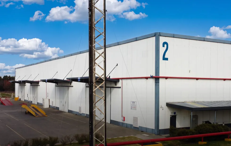 Nave logística de 8.500 m² suma capacidad operativa cerca de Rosario. Fotografía editorial relacionada con depósito logístico cerca de Rosario. publicada en Noticias Web
