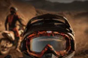 Antiparras GP23 para motocross: cómo elegir la lente adecuada. Imagen destacada sobre antiparras GP23 para motocross. publicada en Noticias Web
