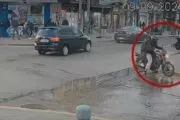 Detuvieron a un motochorro tras un asalto frustrado a una joyería de William Morris. Fotografía editorial relacionada con robo a joyería en William Morris. publicada en Noticias We