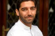 Juan Ventureyra: del lavado de platos a una Estrella Michelin en Mendoza. Fotografía editorial relacionada con chef Juan Ventureyra. publicada en Noticias Web