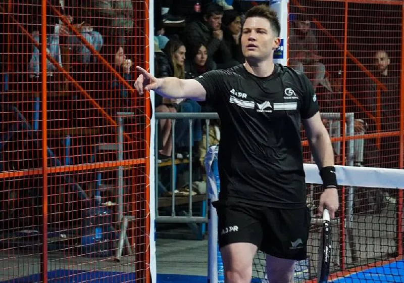 Pádel profesional: talento, sponsors y el costo de competir desde Argentina. Fotografía editorial relacionada con pádel profesional argentino. publicada en Noticias Web