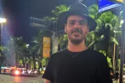 Recoleta: investigan a un hombre por la muerte de su padre quemado con aceite. Fotografía editorial relacionada con muerte con aceite en Recoleta. publicada en Noticias Web