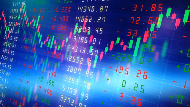 Dólar hoy: el blue cerró a $1.565 y el mayorista cotizó a $1.538. Fotografía editorial relacionada con dólar blue a $1.565. publicada en Noticias Web