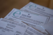 El Supremo define quiénes podrían votar con la ley de nietos el 29-N. Fotografía editorial relacionada con ley de nietos elecciones. publicada en Noticias Web