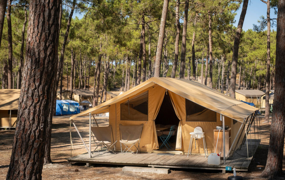 Huttopia abrirá su primer camping en Mar Azul: tarifas y servicios. Fotografía editorial relacionada con camping Huttopia en Mar Azul. publicada en Noticias Web