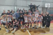 Los Rosarinos Estudiantil y Red Star sacaron ventaja en la reclasificación. Fotografía editorial relacionada con playoffs de reclasificación. publicada en Noticias Web