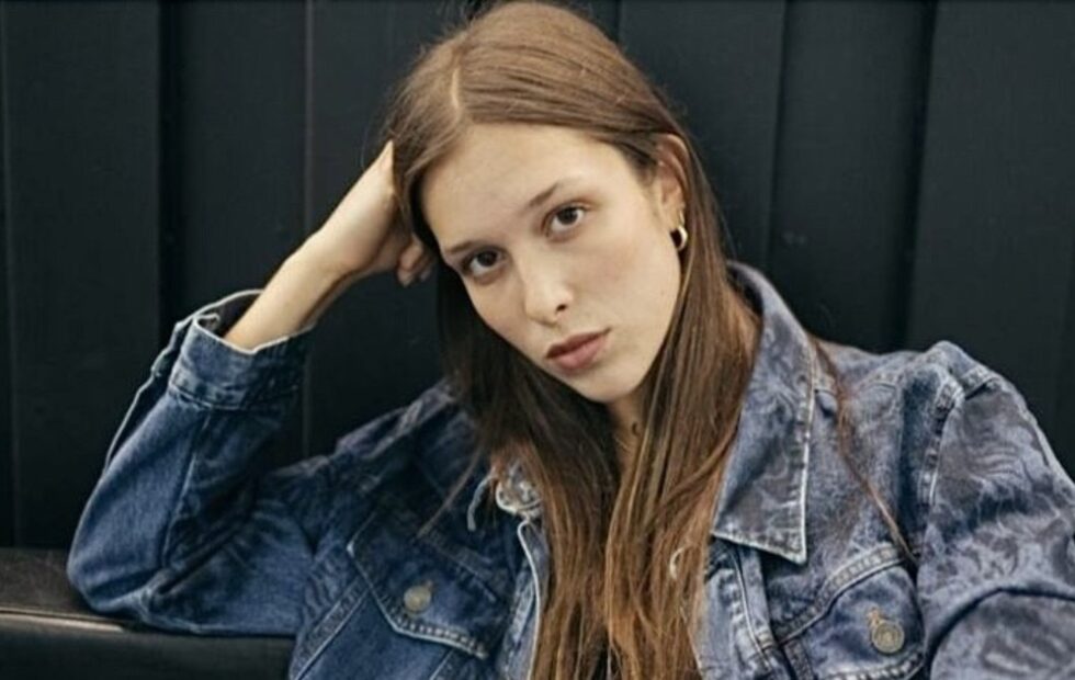 Luján Sáez presenta LS y busca construir una nueva marca de moda. Imagen destacada sobre nueva marca de moda. publicada en Noticias Web