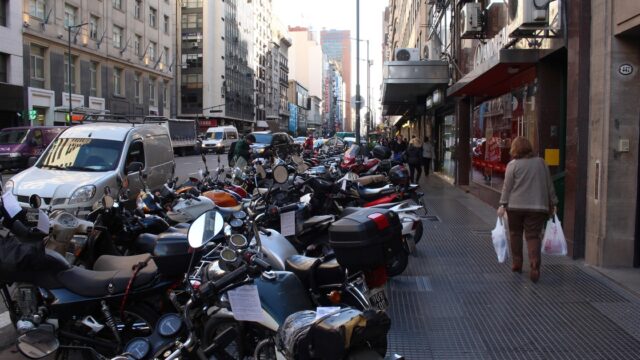 Motos usadas: el dueño directo concentra la oferta en casi todo el país. Fotografía editorial relacionada con motos usadas dueño directo. publicada en Noticias Web