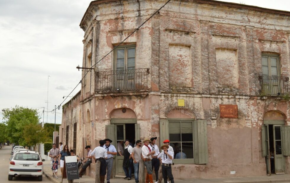 San Antonio de Areco: tradición, platería y diseño de autor. Fotografía editorial relacionada con talleres de San Antonio de Areco. publicada en Noticias Web