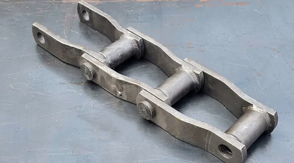Tratamiento térmico: cómo se aplica a las cadenas industriales. Fotografía editorial relacionada con tratamiento térmico de cadenas. publicada en Noticias Web