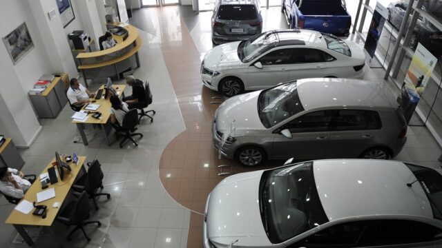 Volkswagen ofrece financiación a tasa 0% y rebajas de hasta $5,9 millones. Fotografía editorial relacionada con financiación Volkswagen tasa 0%. publicada en Noticias Web