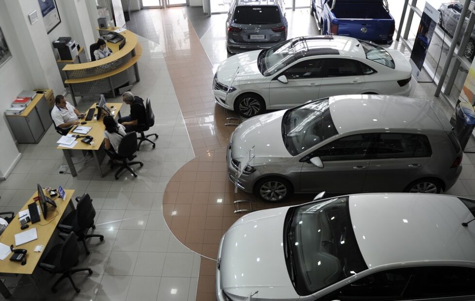 Volkswagen ofrece financiación a tasa 0% y rebajas de hasta $5,9 millones. Fotografía editorial relacionada con financiación Volkswagen tasa 0%. publicada en Noticias Web